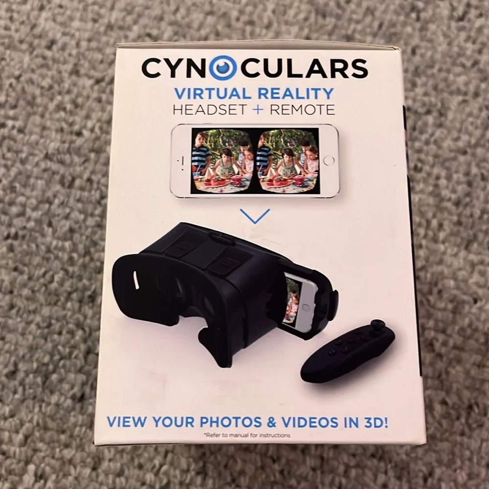 Cynoculars Virtual Reality Headset + Remote